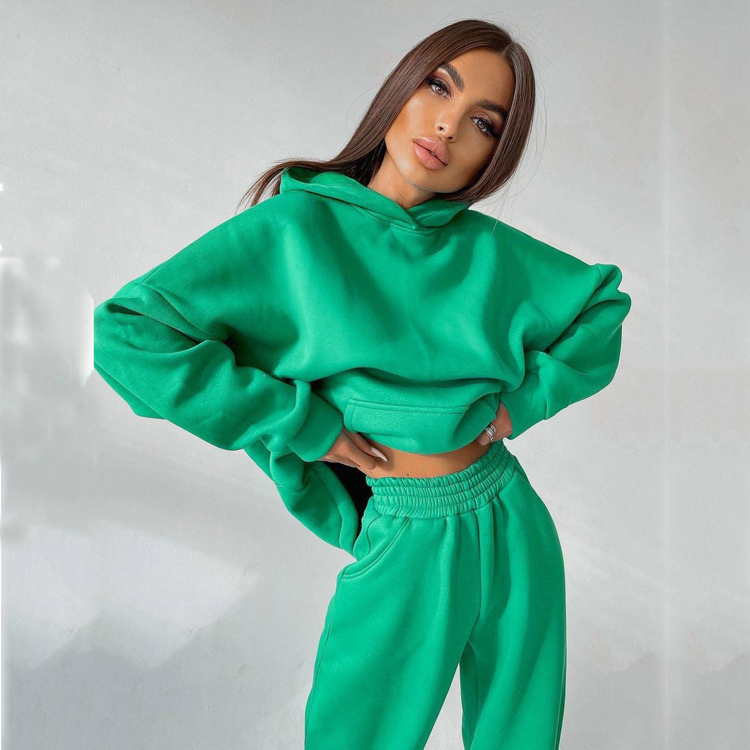 Damernas mysiga oversized hoodie och vida joggingbyxor set Mirla-Eva Jonsson