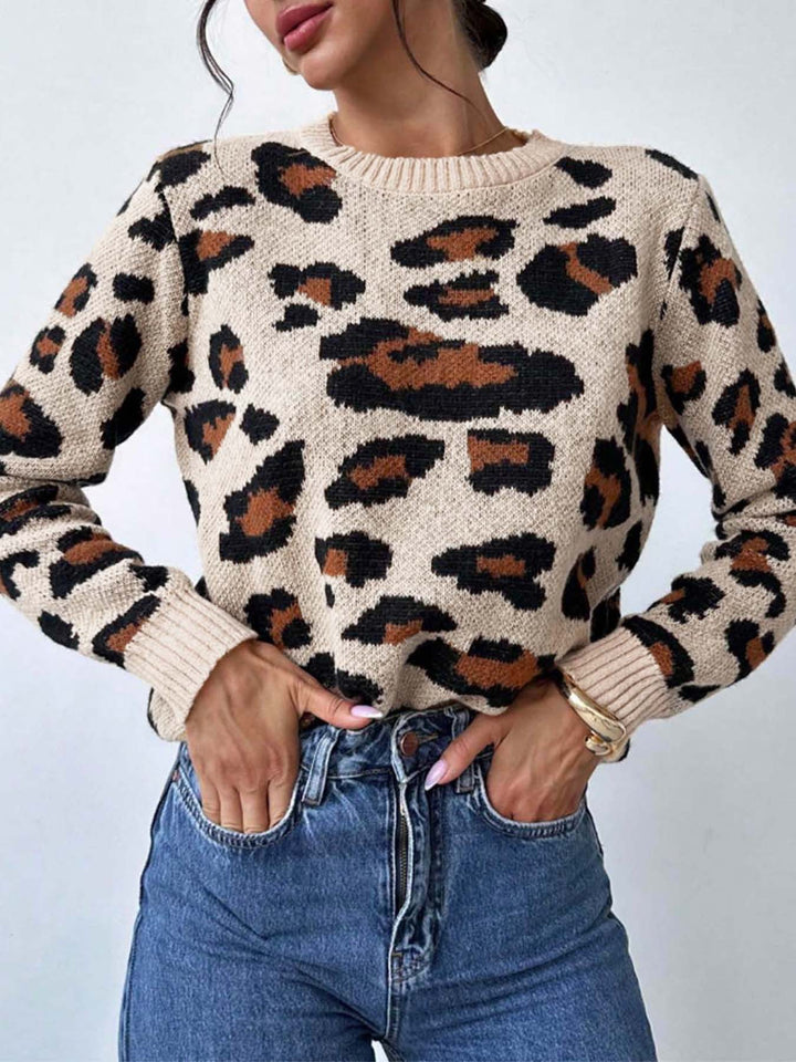 Damernas mysiga stickad tröja med leopardsmönster och överlappande axlar Eva Jonsson-Eva Jonsson