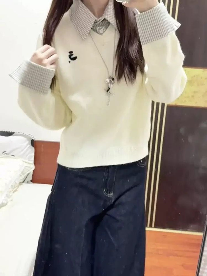 Damernas mysiga tröja med avtagbar krage och rutiga detaljer Mirla-Eva Jonsson