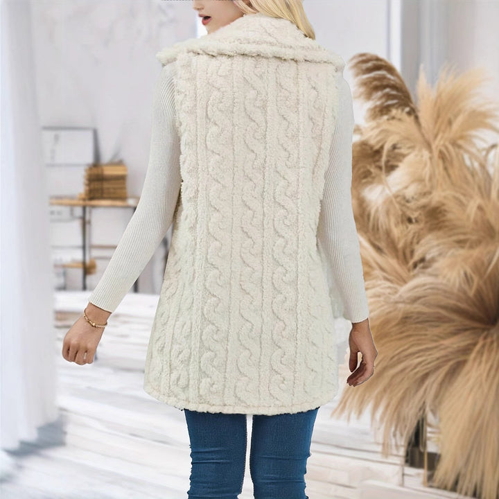 Damernas mysiga väst i mjukt teddyfleece Mirla-Eva Jonsson