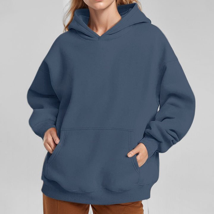 Damernas oversized hoodie med praktiska kengurutassar Mirla-Eva Jonsson
