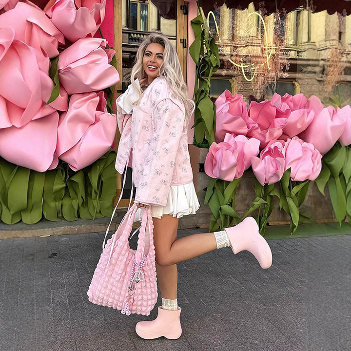 Damernas oversized jacka med blommönster Mirla-Eva Jonsson
