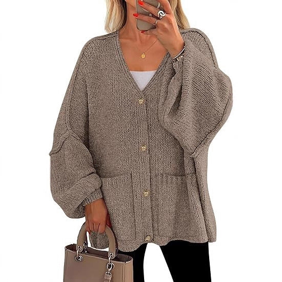 Damernas oversized kofta med knappar och stora fickor Mirla-Eva Jonsson