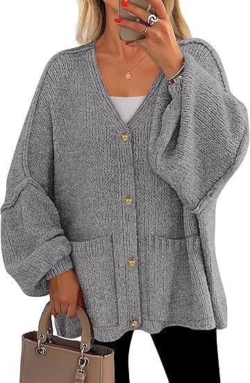 Damernas oversized kofta med knappar och stora fickor Mirla-Eva Jonsson