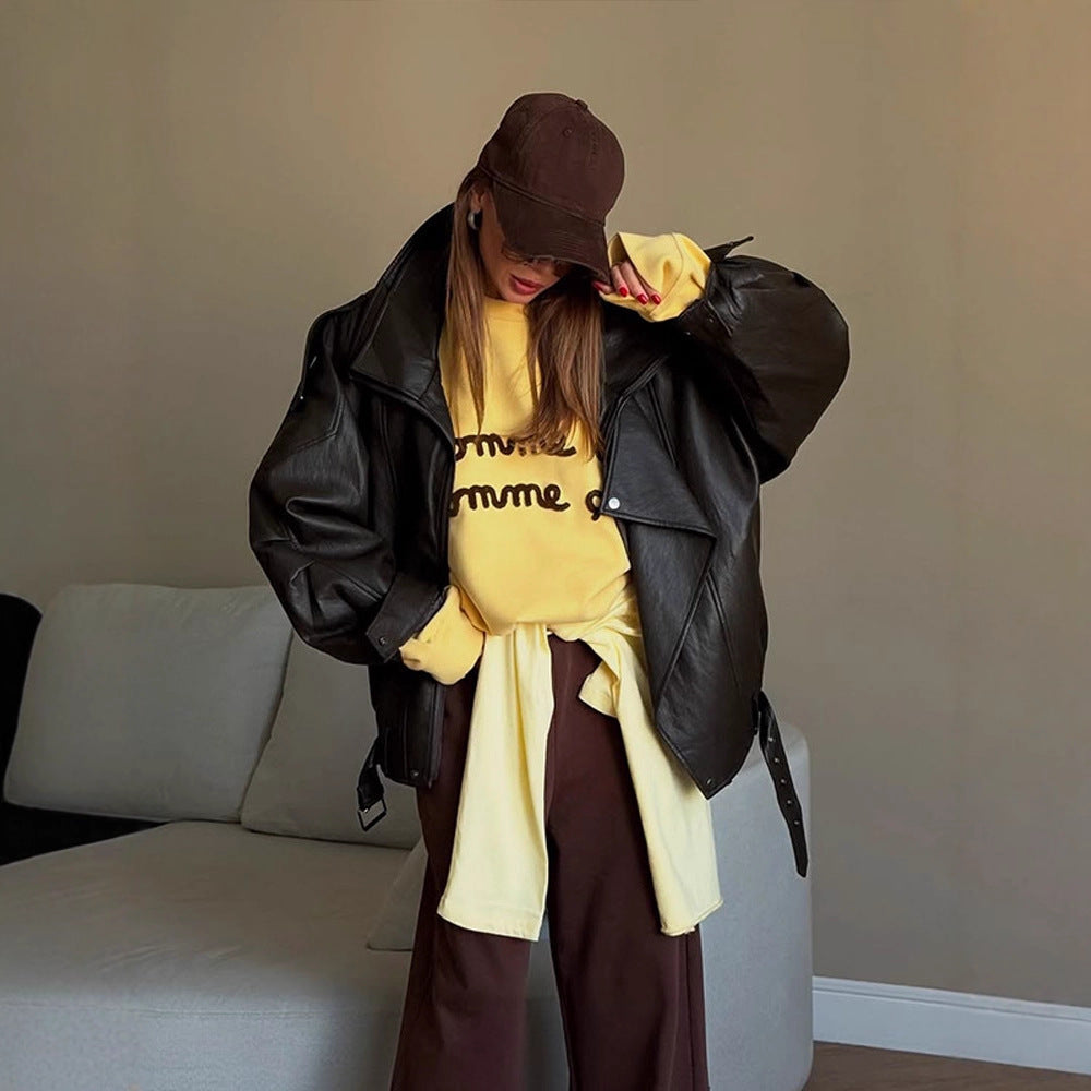 Damernas oversized läderjacka Mirla-Eva Jonsson