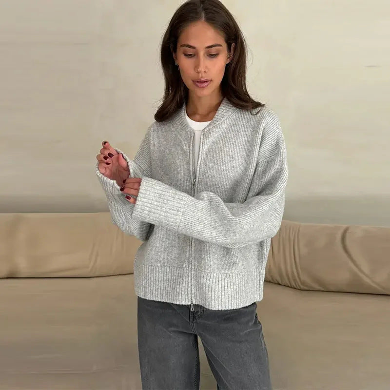 Damernas oversized stickad jacka med dragkedja Mirla-Eva Jonsson