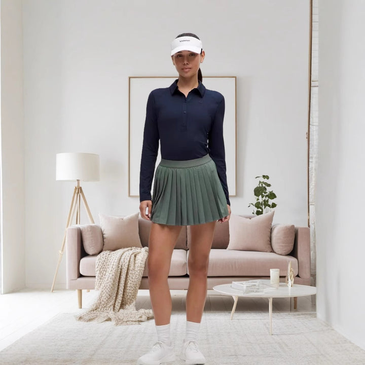 Damernas plisserad kjol med hög midja och sportig design Mirla-Eva Jonsson