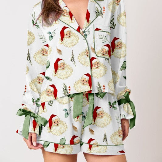 Damernas pyjamas-set med festligt julmotiv och eleganta volangdetaljer Eva Jonsson-Eva Jonsson