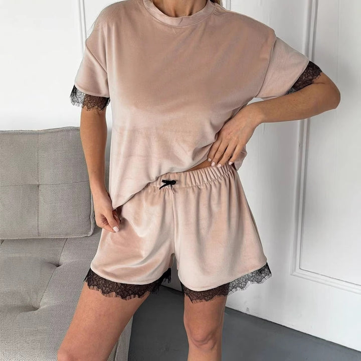 Damernas pyjamas set med spetsdetaljer-Eva Jonsson