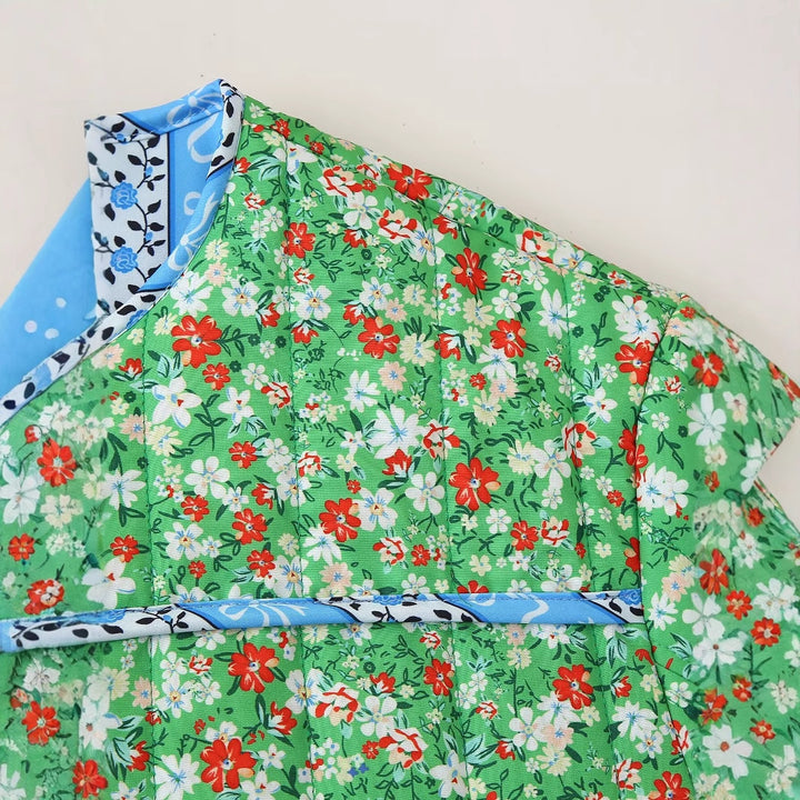 Damernas quiltad blouson med florala mönster Mirla-Eva Jonsson