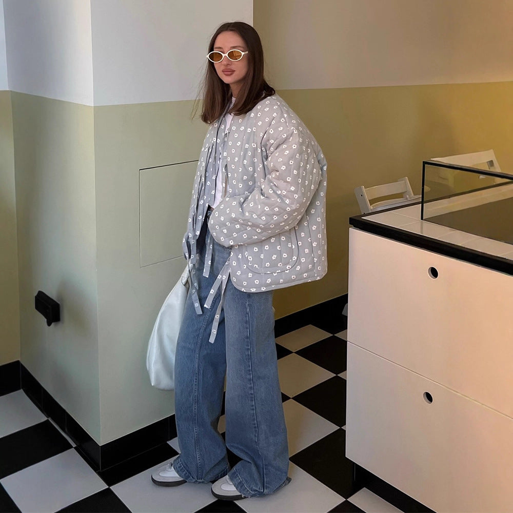 Damernas quiltad jacka med stora prickar och lös passform Mirla-Eva Jonsson
