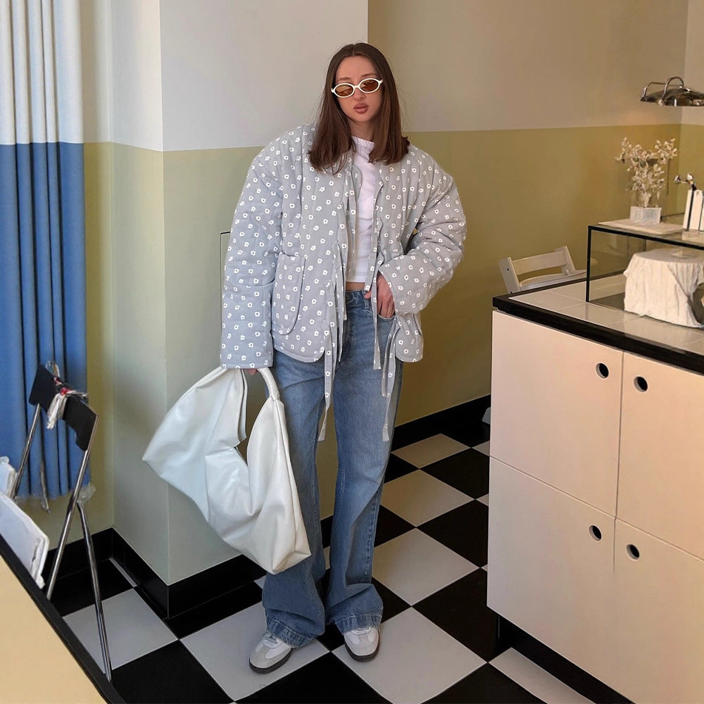 Damernas quiltad jacka med stora prickar och lös passform Mirla-Eva Jonsson