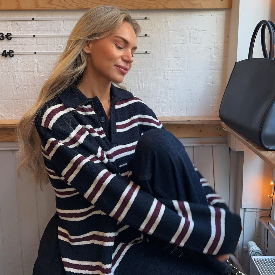 Damernas randig tröja med knapplist och gosig textur Mirla-Eva Jonsson