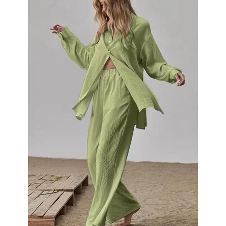 Damernas satinpyjamas-set med långärmad blus och vida byxor Mirla-Eva Jonsson