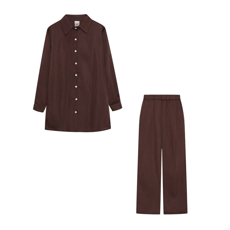 Damernas satinpyjamas-set med långärmad blus och vida byxor Mirla-Eva Jonsson