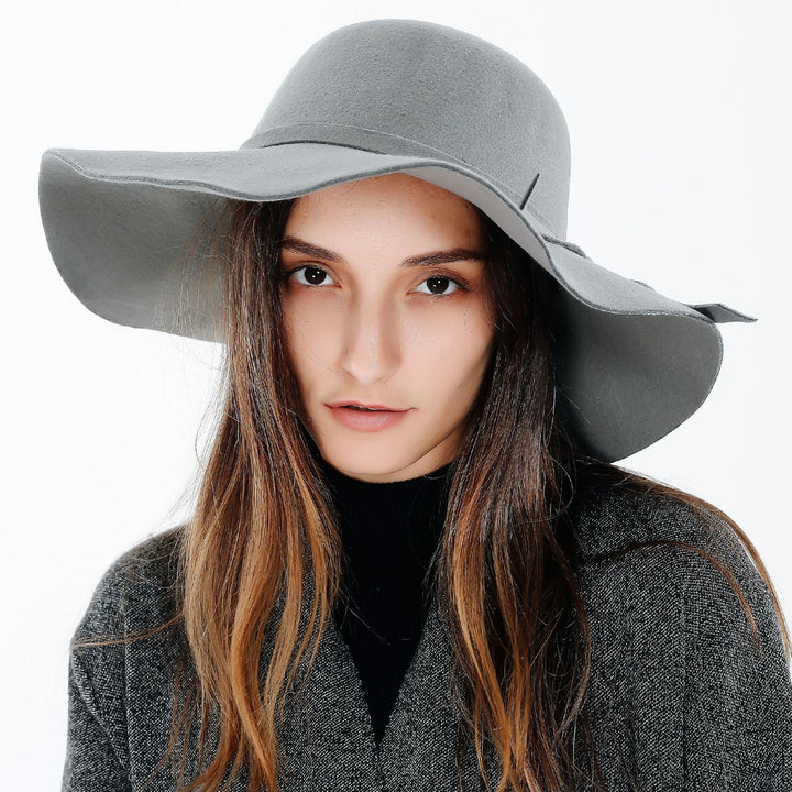 Damernas solhatt med bred skärm och elastiskt band Mirla-Eva Jonsson