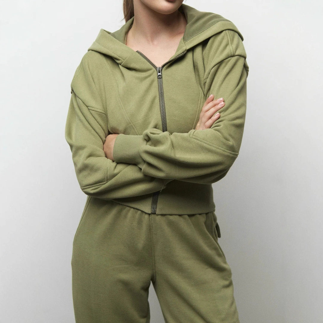 Damernas sportiga fritids-loungewear-set i högkvalitativ fleece med huva och vida byxor Mirla-Eva Jonsson