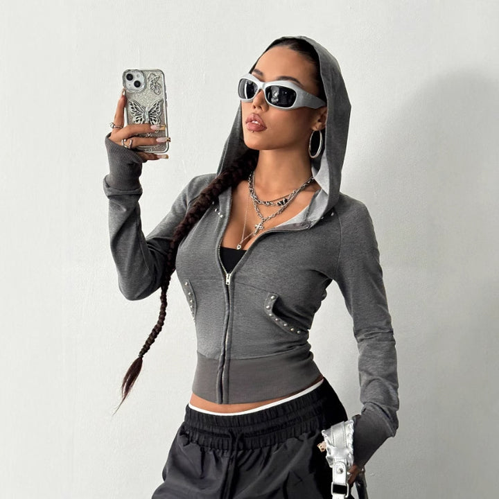 Damernas sportiga hooded jacka med dekorativa rhinestone detaljer Mirla-Eva Jonsson