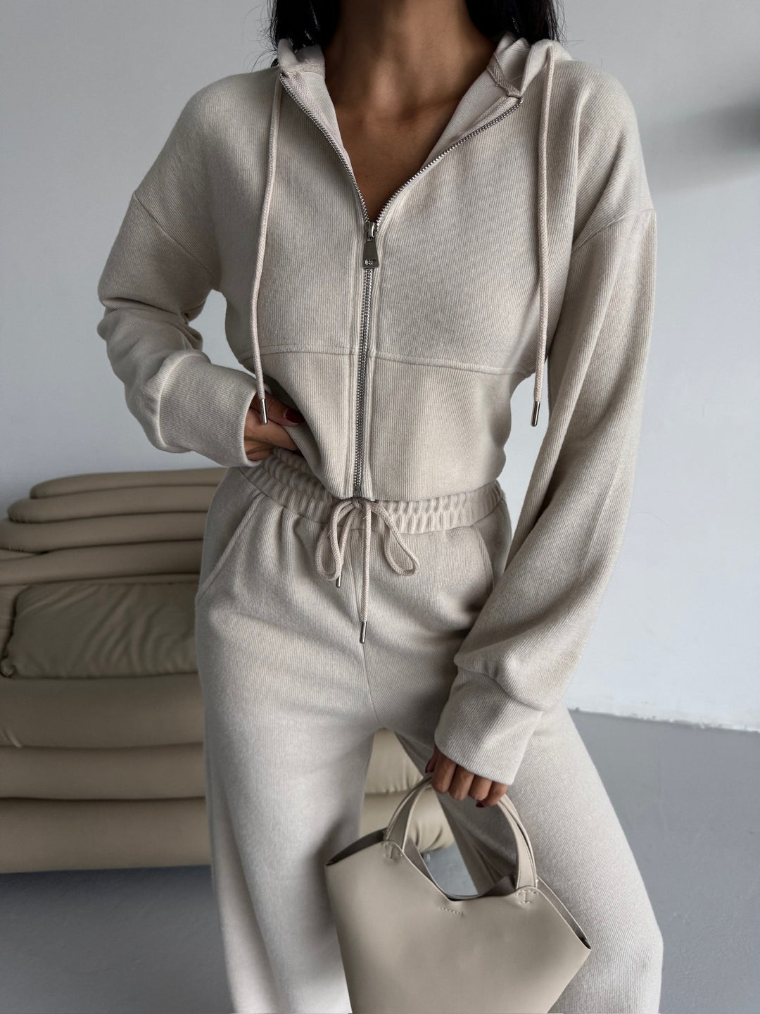 Damernas sportiga hoodie-jumpsuit med dragsko Eva Jonsson-Eva Jonsson