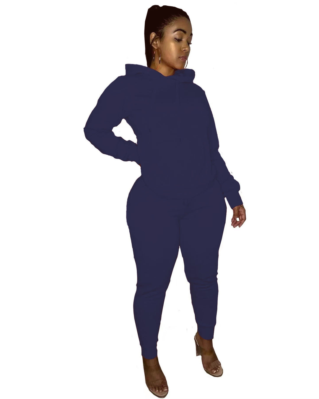 Damernas sportiga hoodie- och joggingbyxor-set med elegant snitt Mirla-Eva Jonsson
