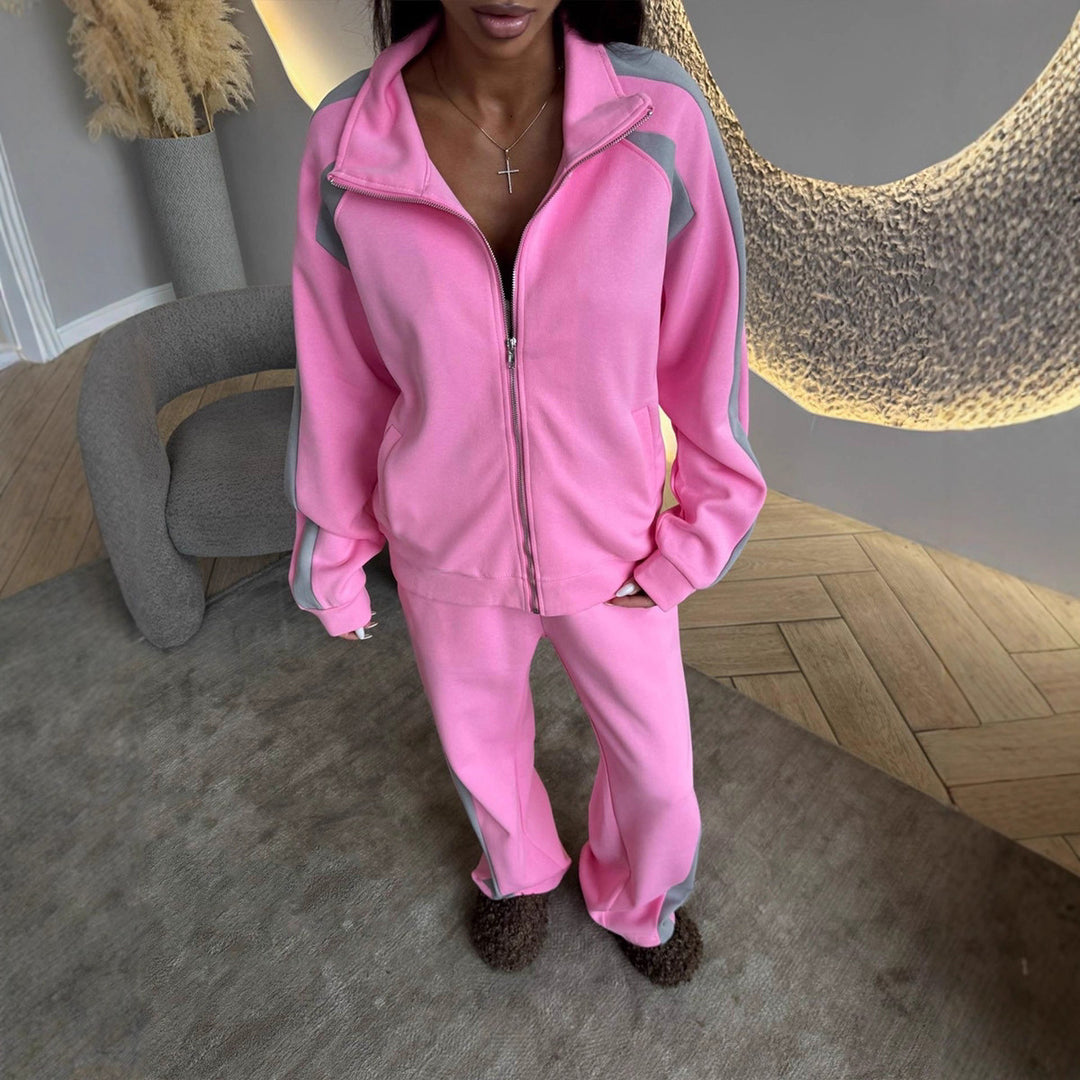 Damernas sportiga joggingset med modern dragkedja och sidostråk Mirla-Eva Jonsson