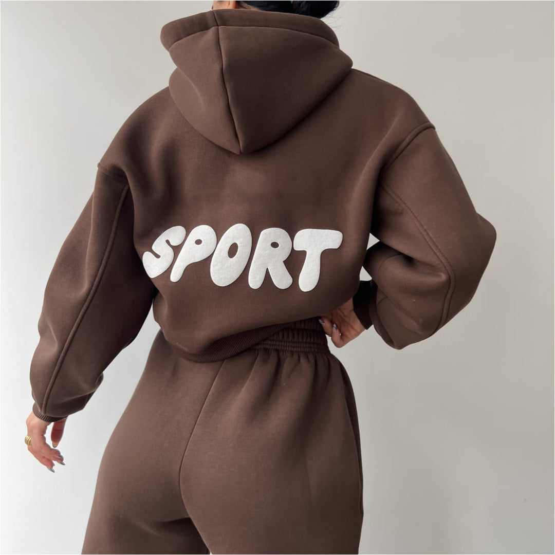 Damernas sportiga korta hoodie och sweatpants set Mirla-Eva Jonsson