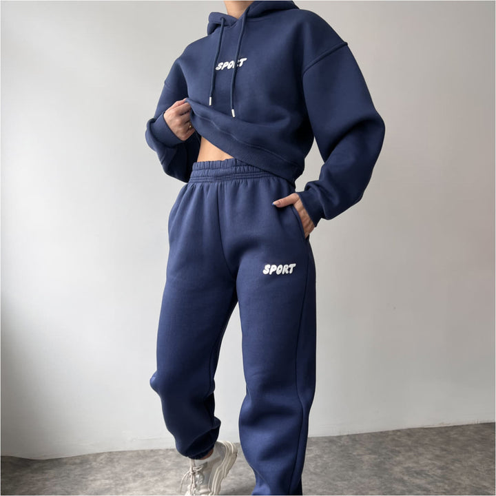 Damernas sportiga korta hoodie och sweatpants set Mirla-Eva Jonsson