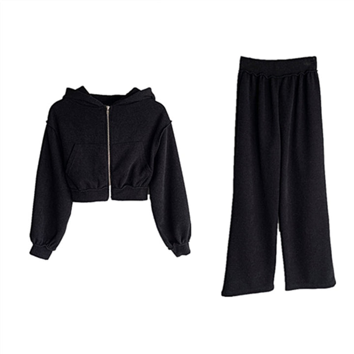 Damernas sportiga lounge-set med hoodie och vida byxor Mirla-Eva Jonsson