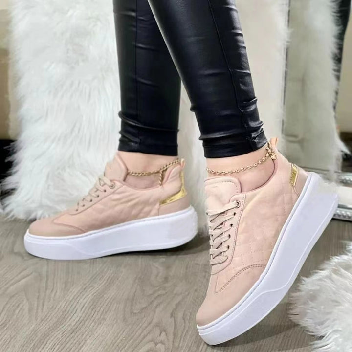 Damernas sportiga sneakers med glänsande detaljer Mirla-Eva Jonsson