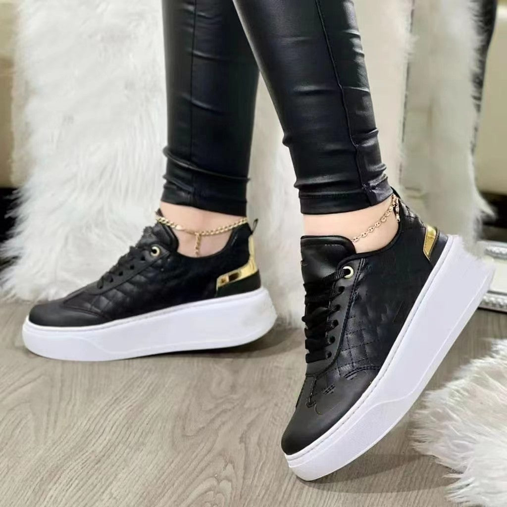 Damernas sportiga sneakers med glänsande detaljer Mirla-Eva Jonsson