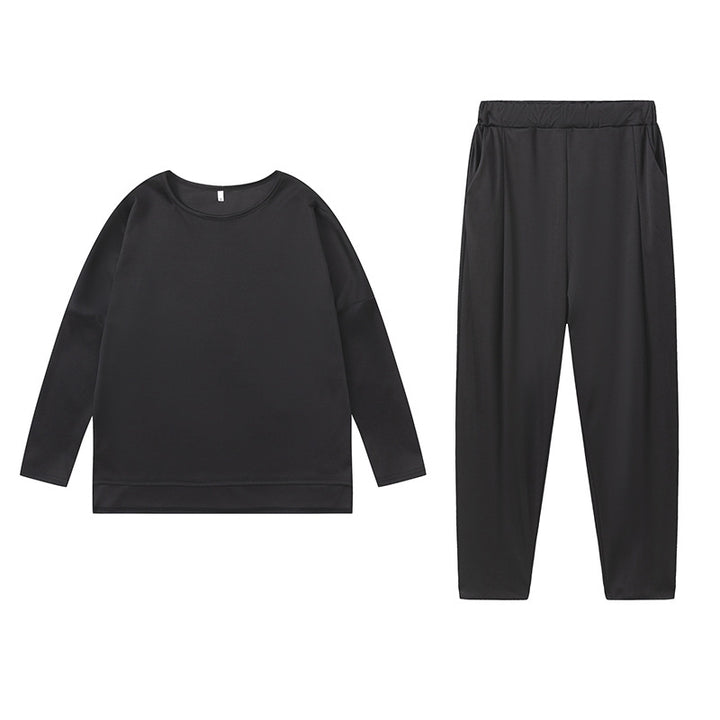 Damernas sportiga sweat-outfit med elastisk midja och rymliga fickor Mirla-Eva Jonsson