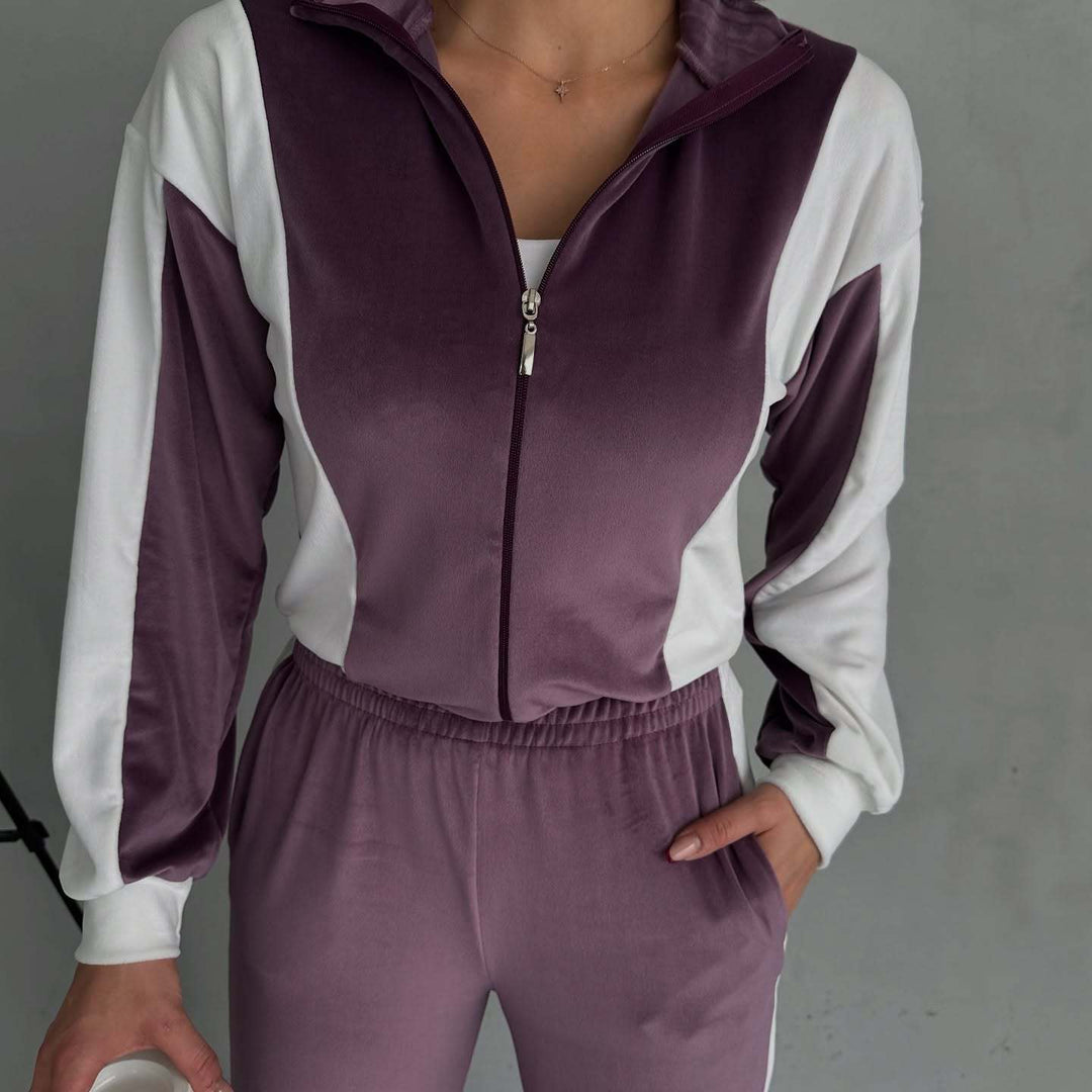 Damernas sportiga velour joggingdress med dragkedja och sidosträck Mirla-Eva Jonsson
