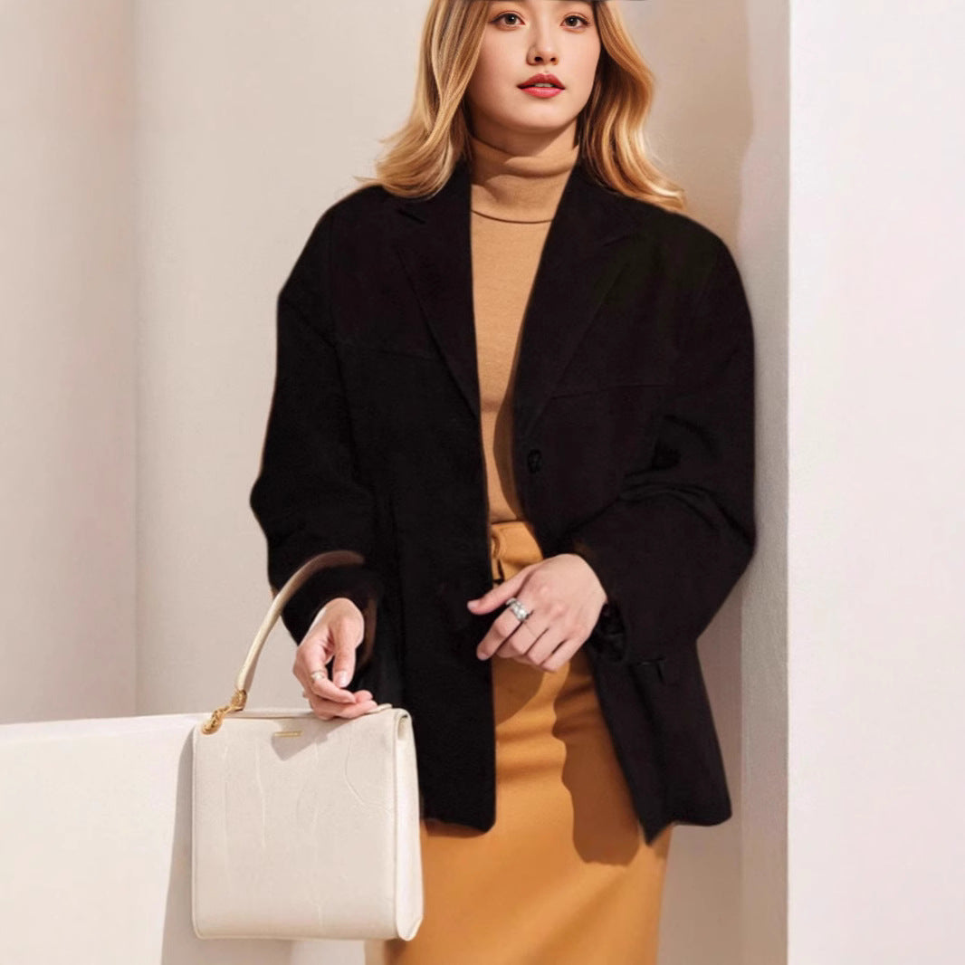 Damernas stiliga mockajacka med strukturerad look Mirla-Eva Jonsson