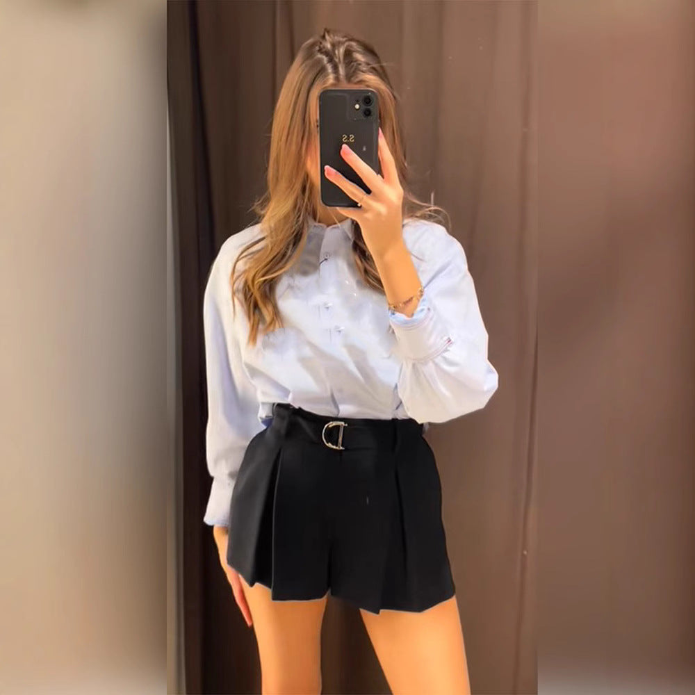 Damernas storlek Blus med elegant snörningsdetalj Mirla-Eva Jonsson