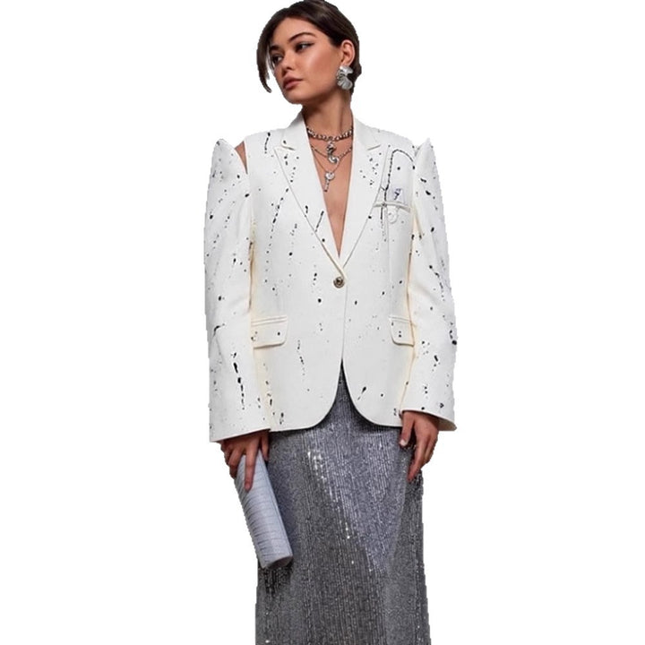 Damernas storsize-blazer med kreativa designelementen Mirla-Eva Jonsson