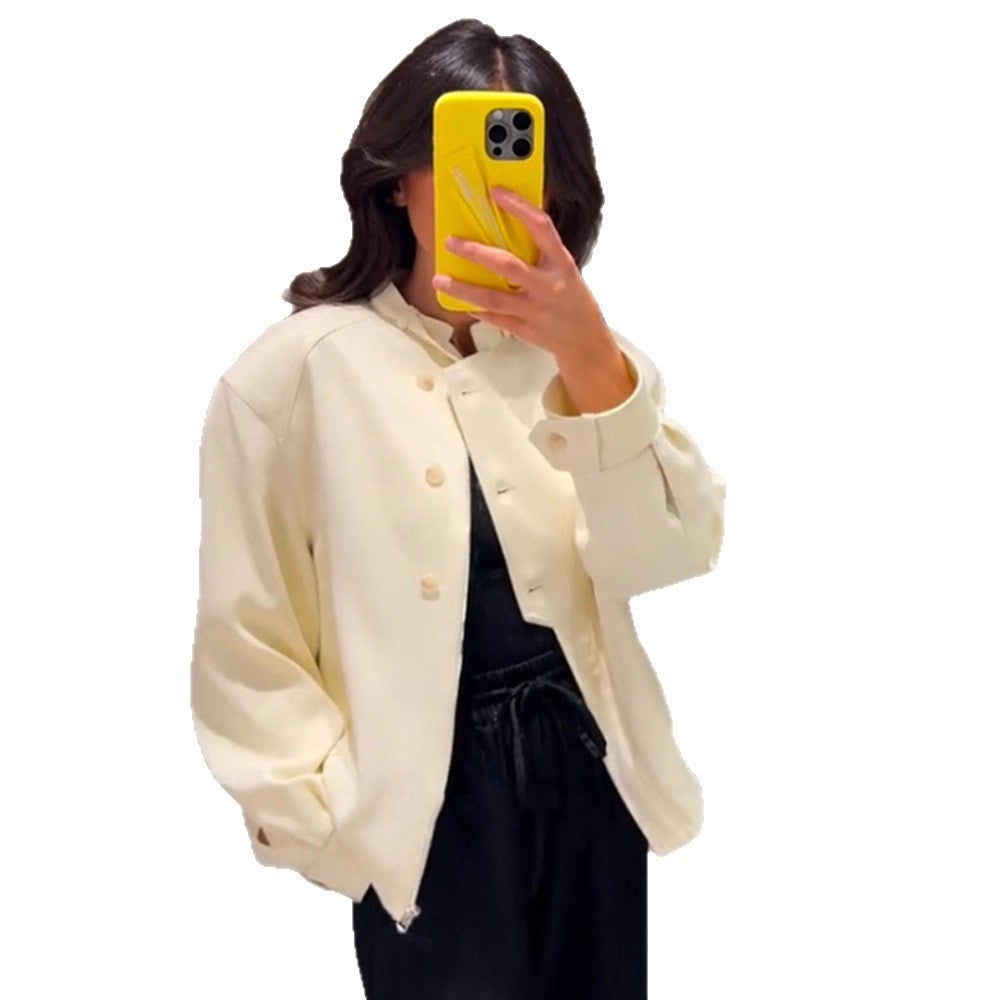 Damernas trendiga Relaxed-Fit blousonjacka med unika knappdetaljer Mirla-Eva Jonsson