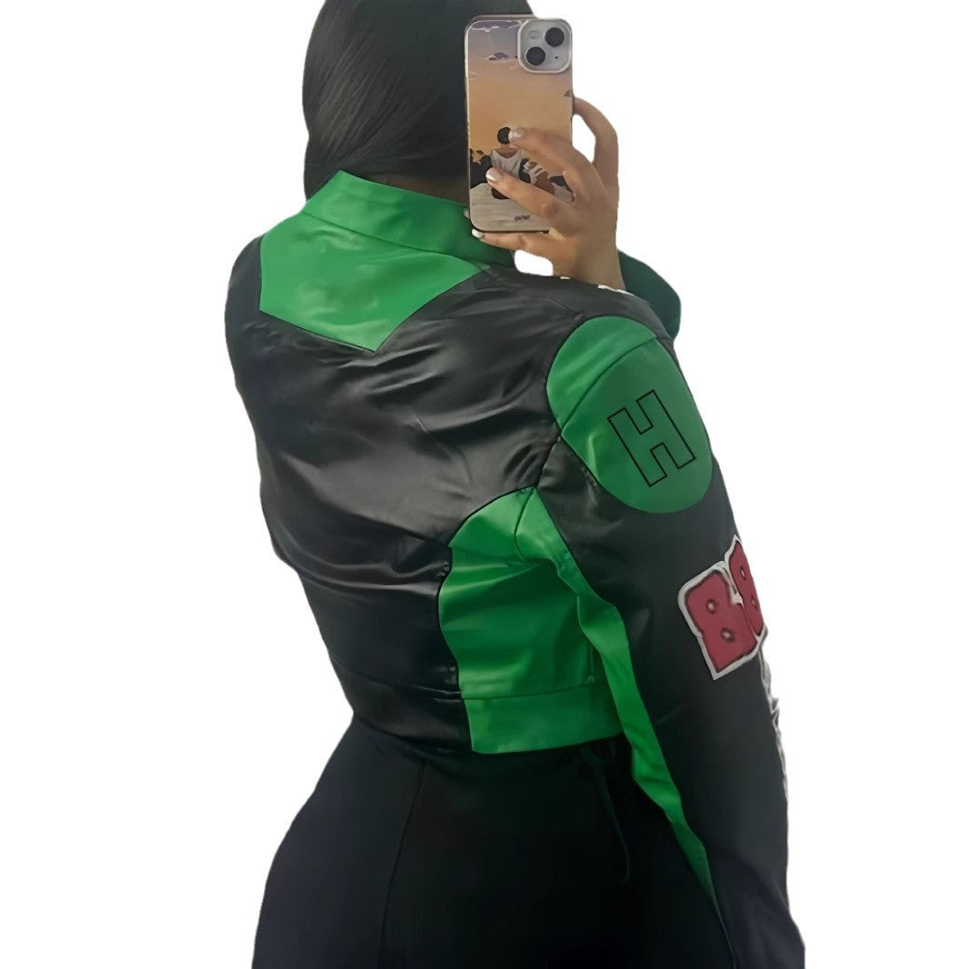 Damernas trendiga cropped Bikerjacka med sportiga Patches Mirla-Eva Jonsson