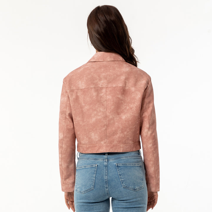 Damernas trendiga cropped konstläderjacka med klassisk vågkrage Eva Jonsson-Eva Jonsson