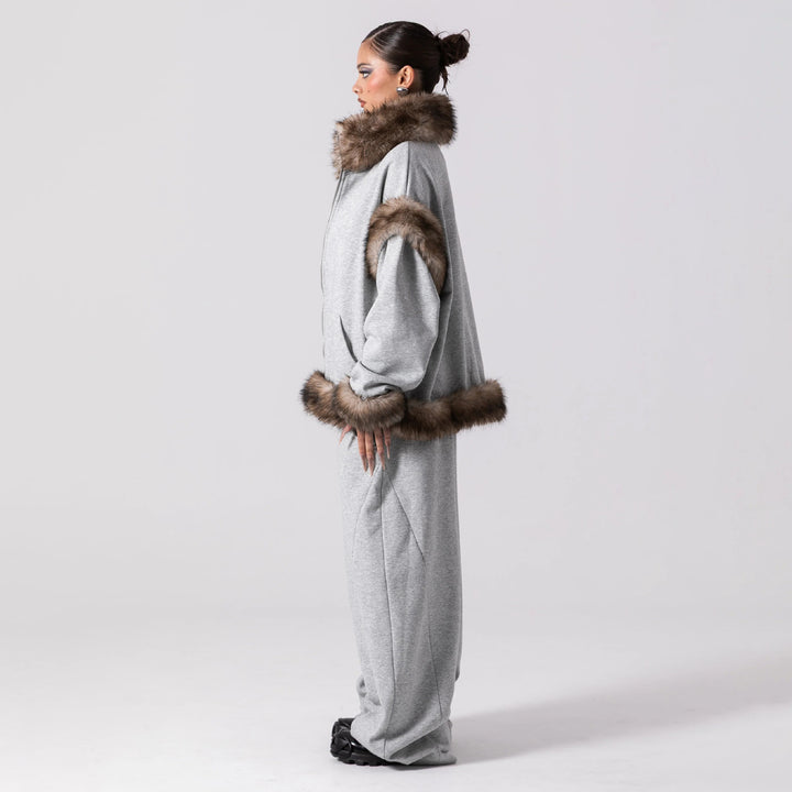 Damernas trendiga hoodie jacka med lyxig faux fur detailing Eva Jonsson-Eva Jonsson