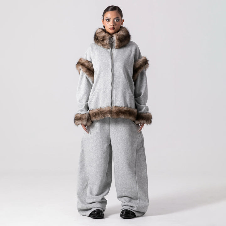 Damernas trendiga hoodie jacka med lyxig faux fur detailing Eva Jonsson-Eva Jonsson