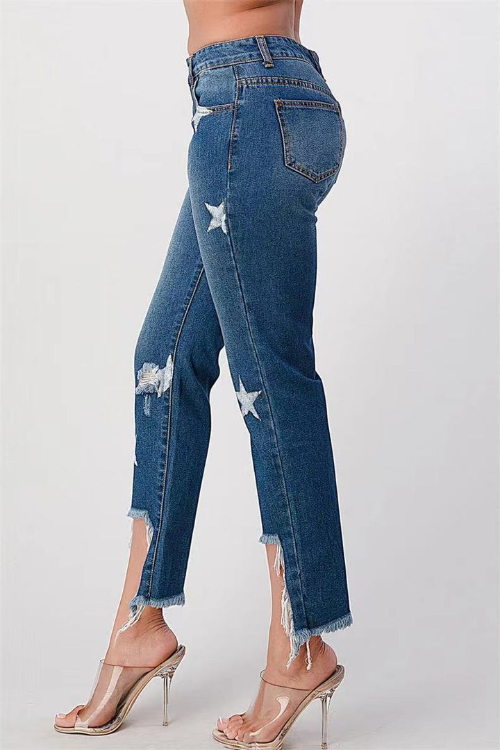 Damernas trendiga jeans med stjärnmönster och fransig fåll Mirla-Eva Jonsson