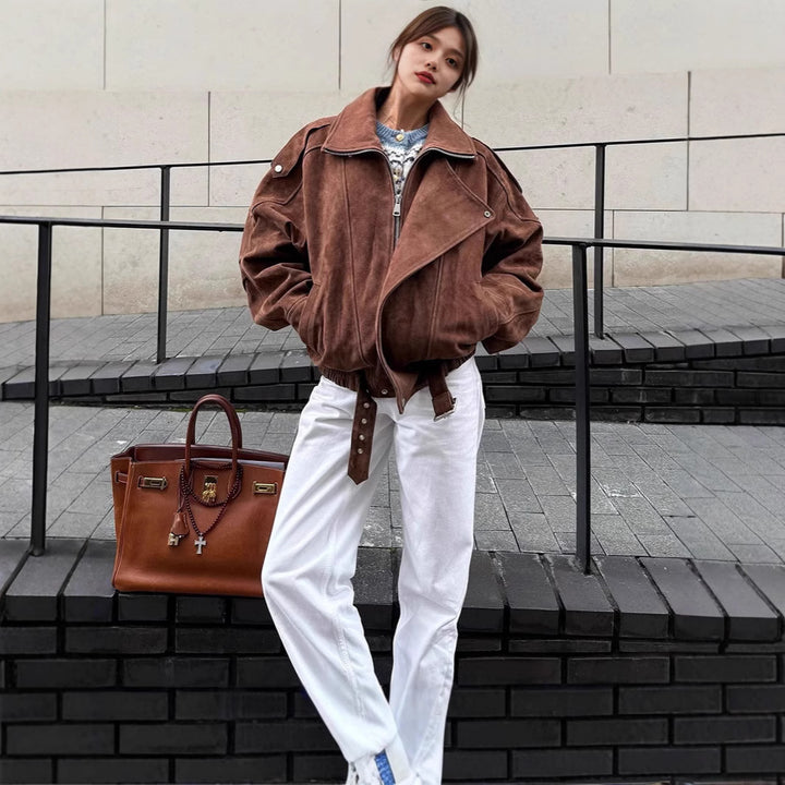 Damernas trendiga oversized läderjacka med bälte Mirla-Eva Jonsson