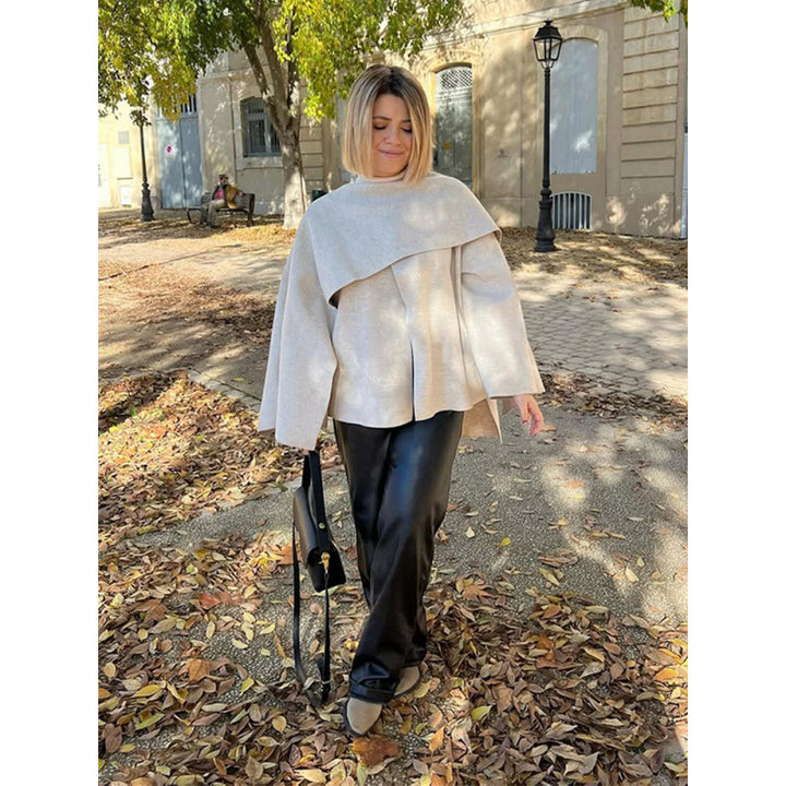 Damernas trendiga oversized-tröja med drapering Mirla-Eva Jonsson
