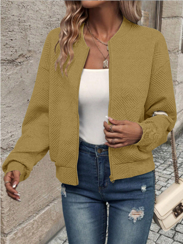 Damernas trendiga sweatjacka med texturerat mönster och dragkedja Mirla-Eva Jonsson