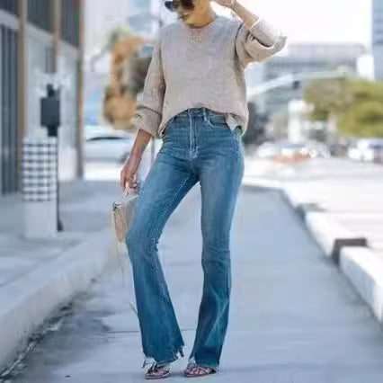 Damernas utsvängda jeans med hög midja och smickrande snitt Mirla-Eva Jonsson
