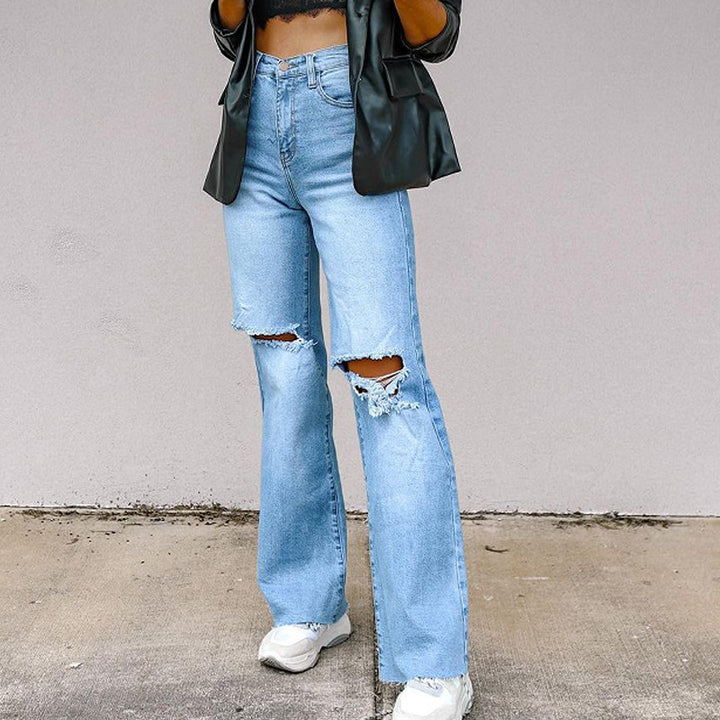 Damernas utsvängda jeans med moderna förstörda detaljer Mirla-Eva Jonsson