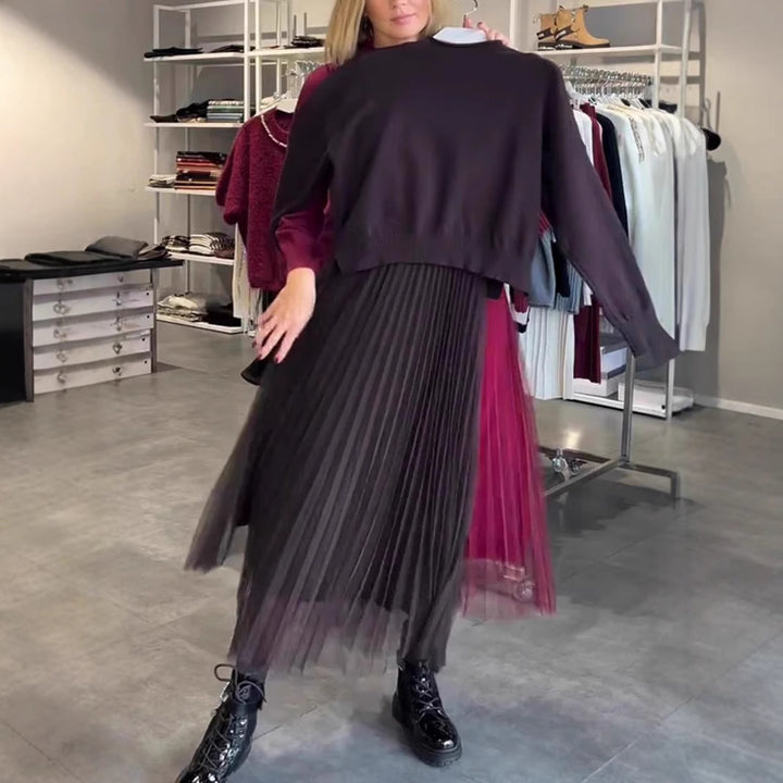 Damernas veckad maxikjol med elegant överdel och stiligt topp Mirla-Eva Jonsson