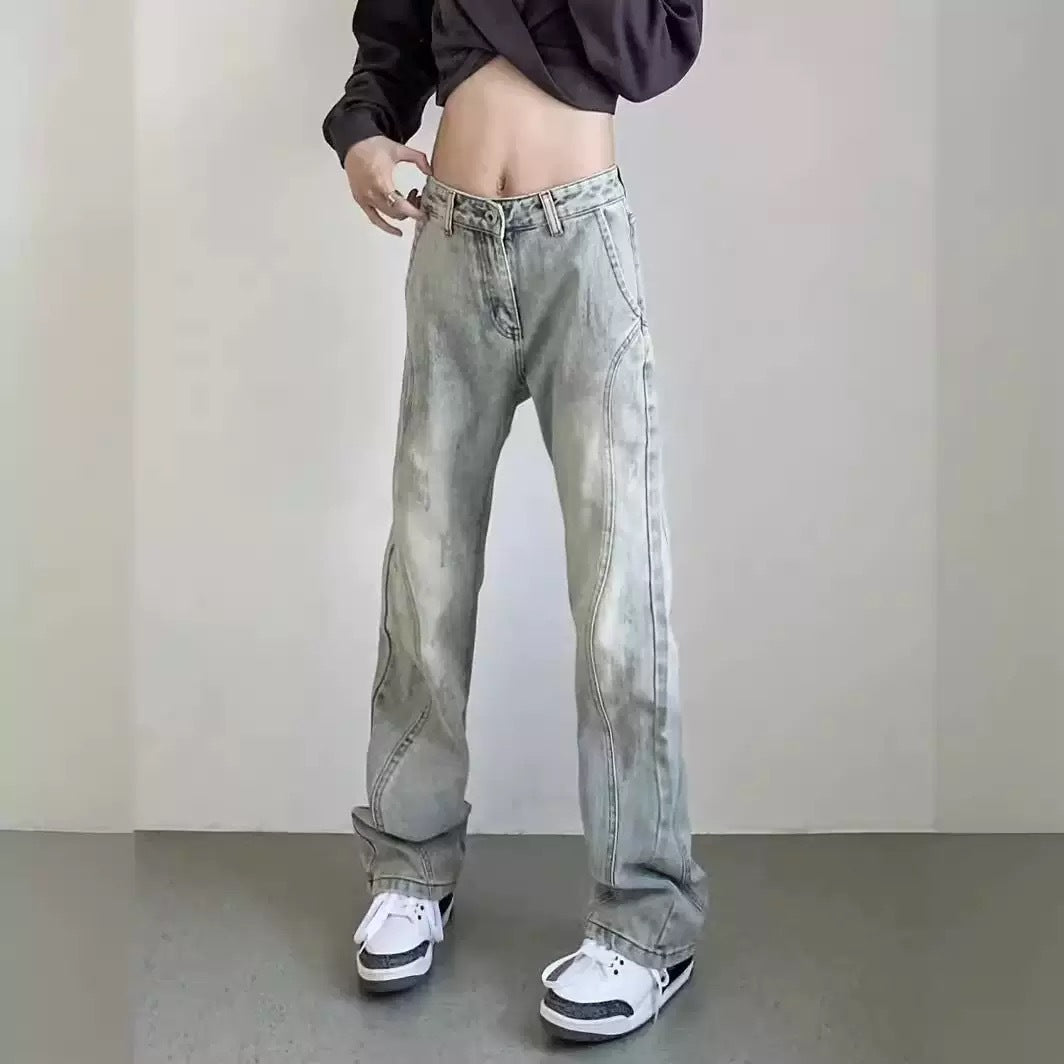Damernas vida högmidjade denimjeans med distressed-look och bekväma sidofickor Mirla-Eva Jonsson