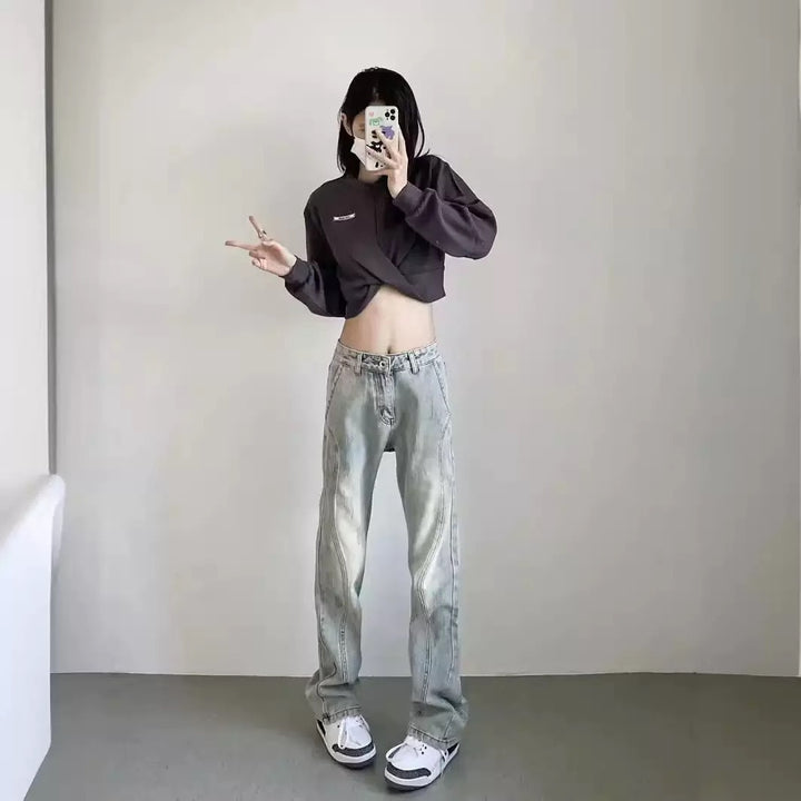 Damernas vida högmidjade denimjeans med distressed-look och bekväma sidofickor Mirla-Eva Jonsson