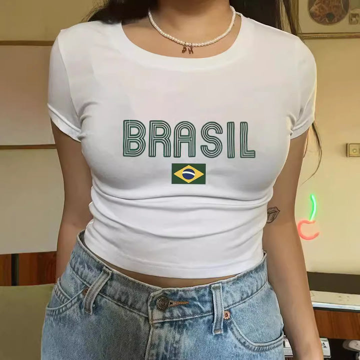 Damers Crop-T-shirt med kreativt motiv och figurnära snitt Mirla-Eva Jonsson